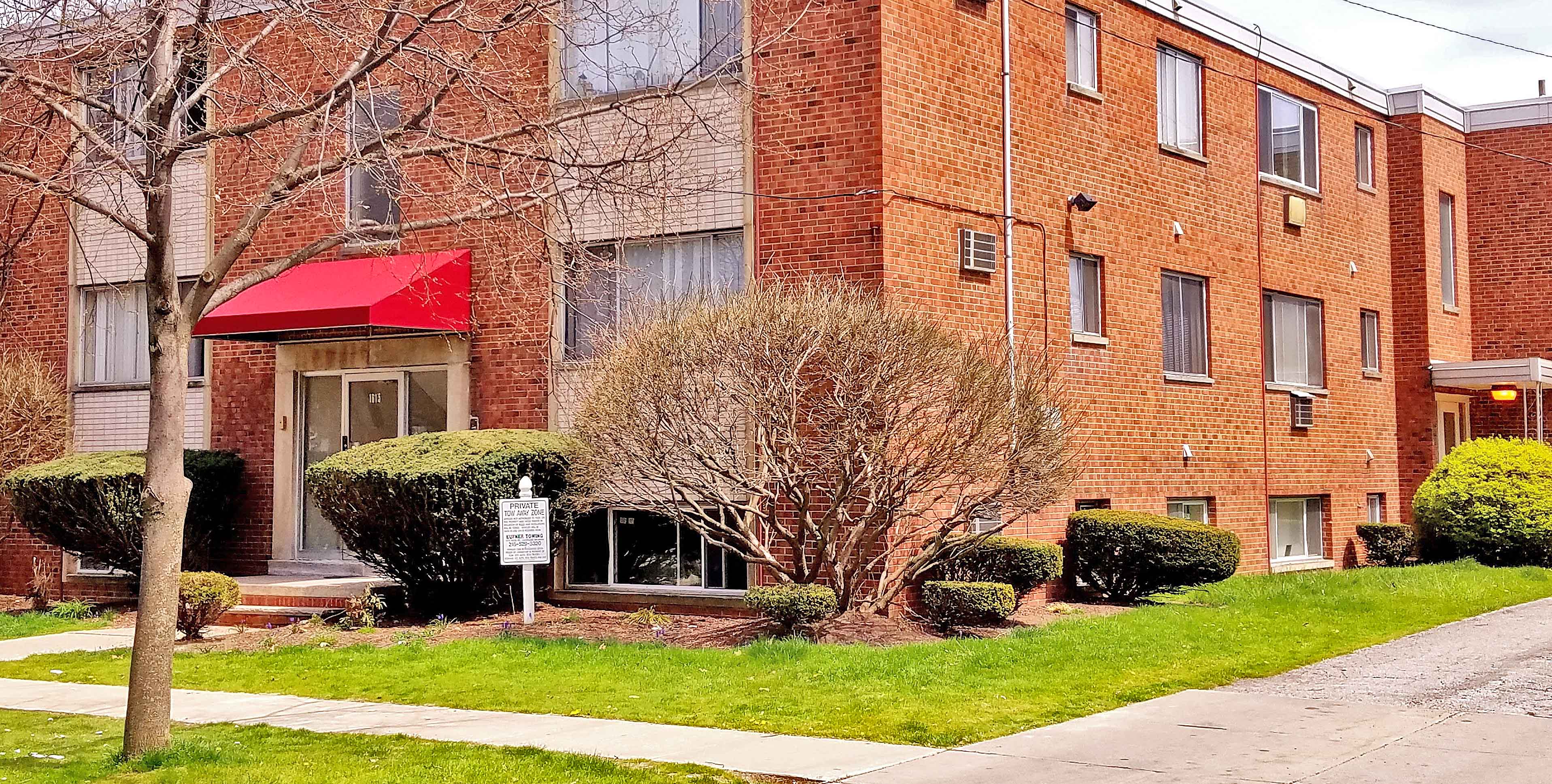 Topaz Village Apartments,Lakewood, OH 44107 Northlake Management